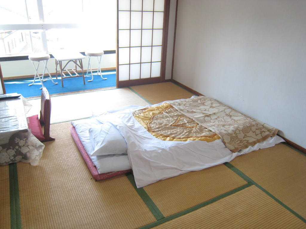 Kajiya Ryokan Futtsu Δωμάτιο φωτογραφία